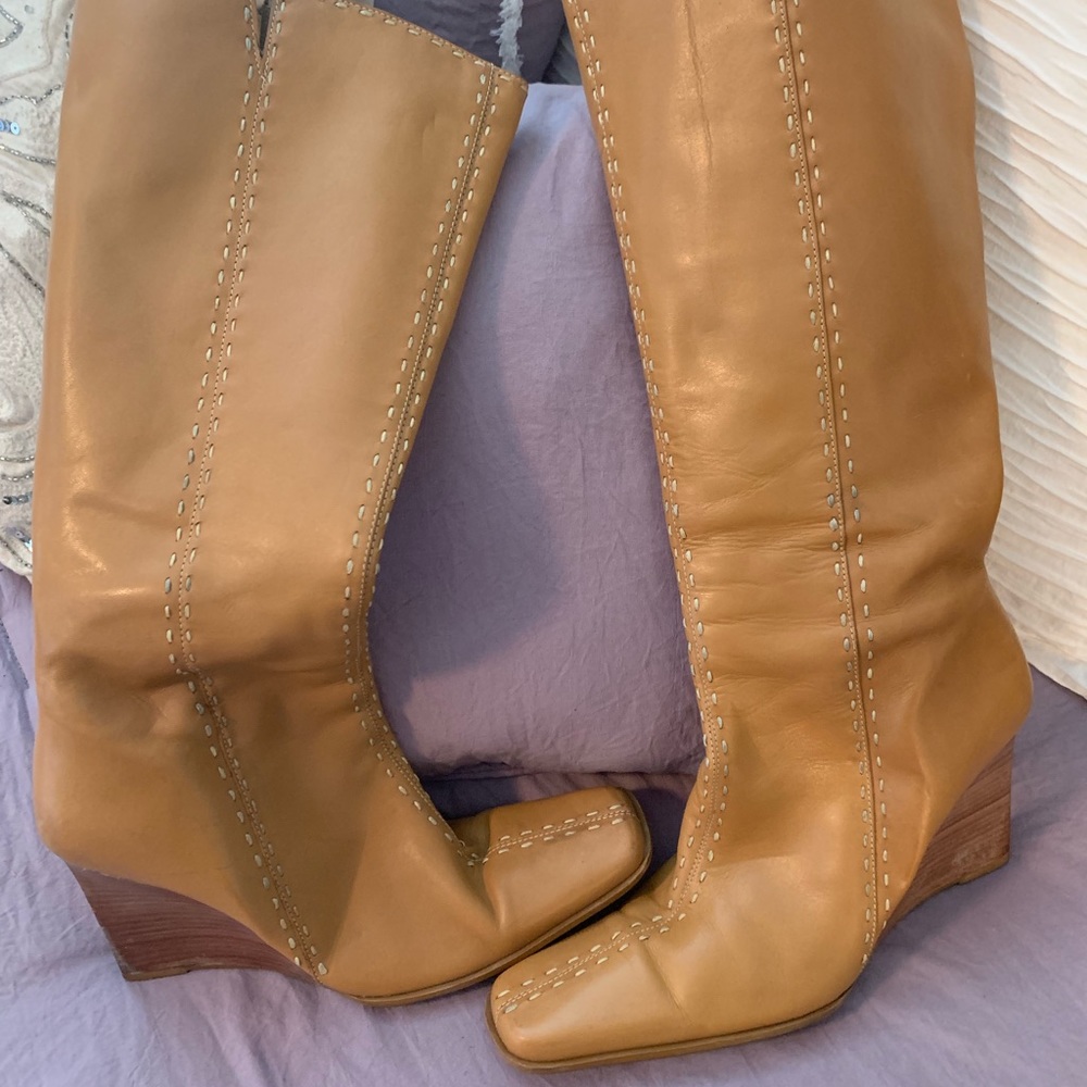 Tall boot - Picture 2 of 4